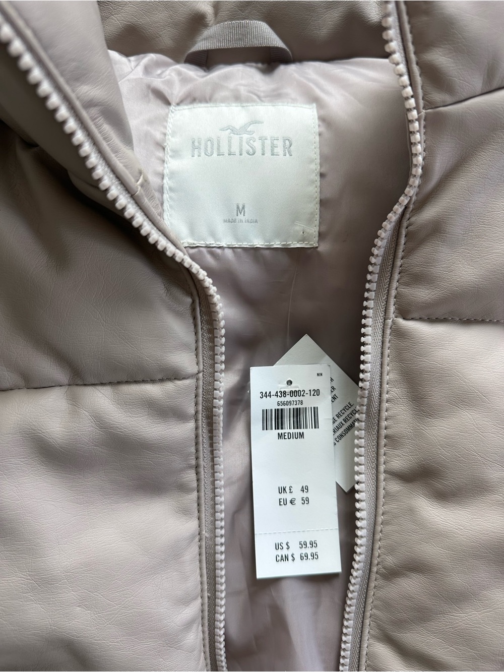 Hollister puffer vest - Picture 2 of 3